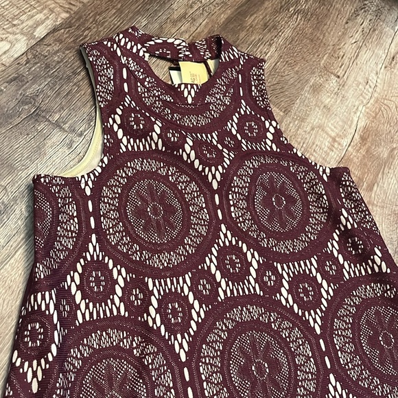 Maroon Patterned Dress - Picture 4 of 6